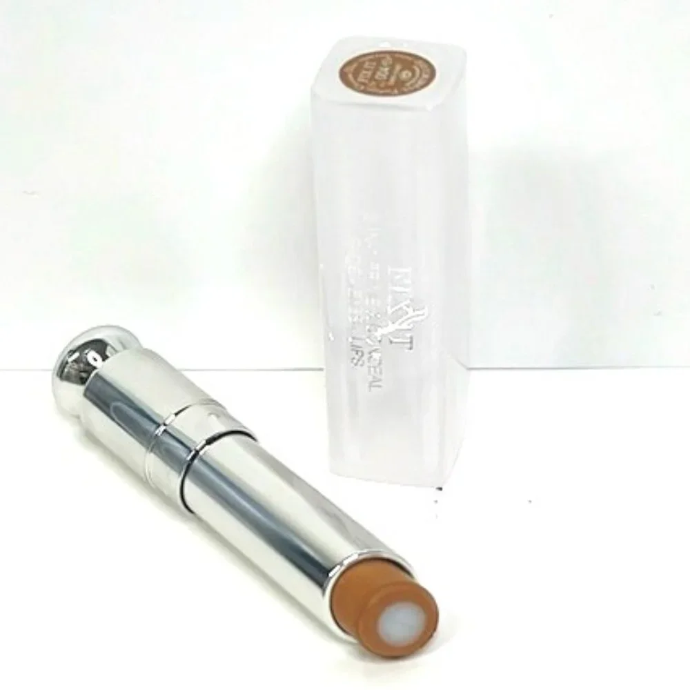 Dior concealer 004